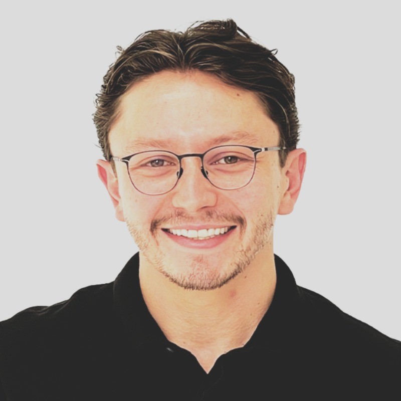 Juan Gabriel Cure M.